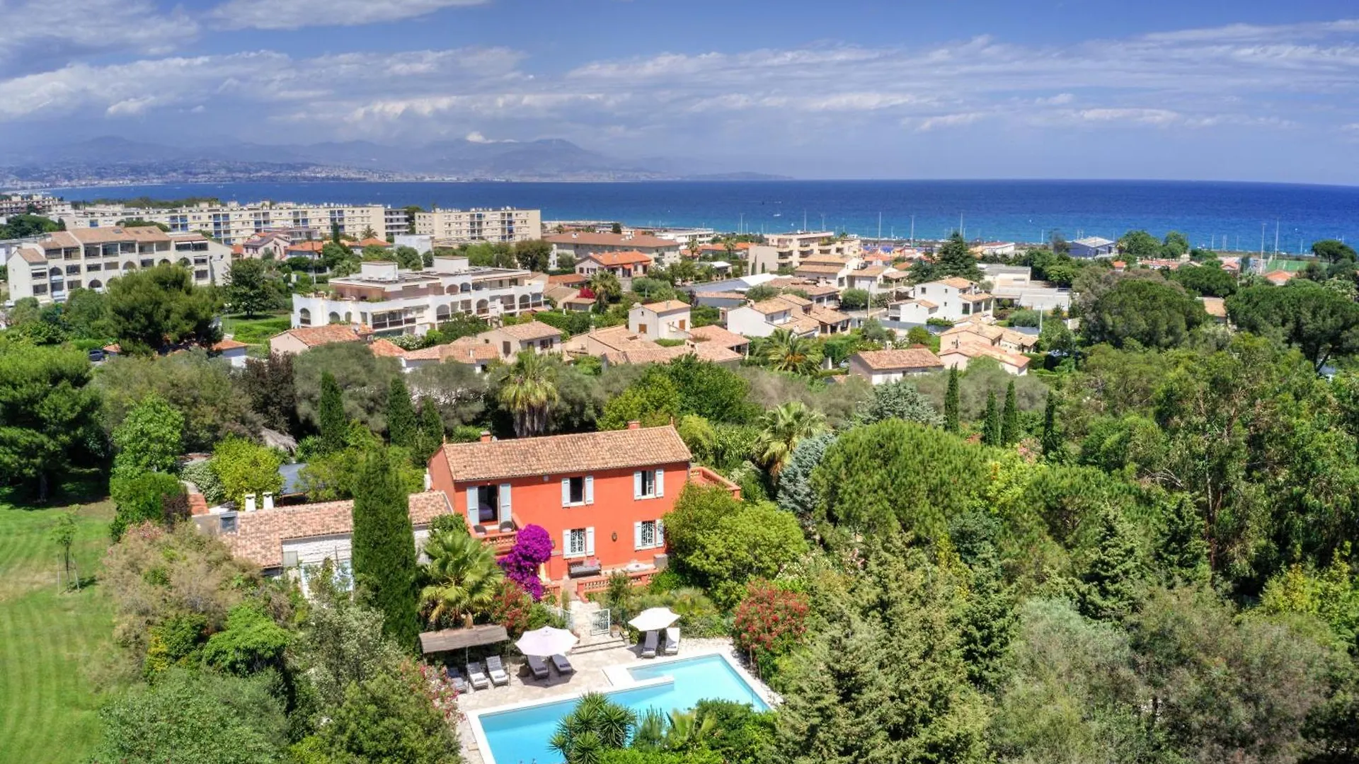 Bastide Les Cigales Villa Antibes 0*,  France